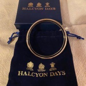 Halcyon Days Enameled Bangle Bracelet